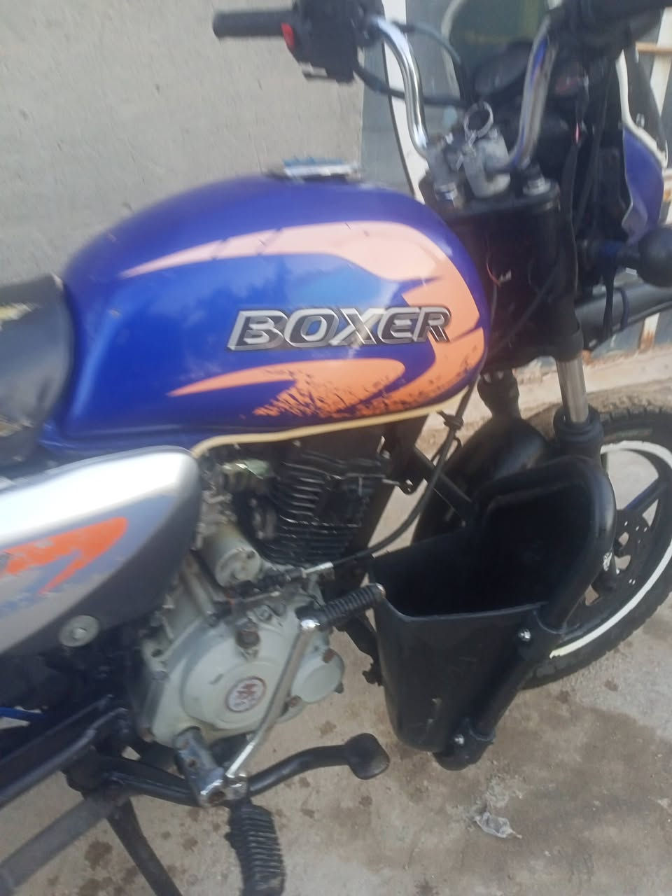سلام عليكم دراجه بوكسر موديل ٢١ بدون اوراق سعر ٦٥٠ وبيها مجال قليل مكاني بغداد هاذا رقمي ‏‪***********‬‏

