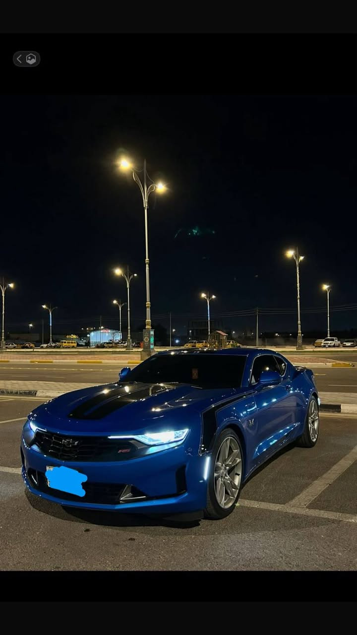 🚗 للبيع 

Chevrolet Camaro RS 2024 

شيفروليه كامارو RS 2024 – خليجي وكالة عبد الطيف 

 🌍 المدينة –   بغداد  - البياع 

  🛣️  المسافة المقطوعة      - 21 الف فقط 

------------------------------------------------------------ 
✅ المواصفات:  

✅ الموديل: 2024
✅ الفئة: RS
✅ المحرك: V6 سعة 3.6L بقوة 335 حصان
✅ ناقل الحركة: أوتوماتيك بـ 10 سرعات
✅ نظام الدفع: خلفي RWD
✅ اللون: ——
✅ الزجاج: وكالة
✅ الويلات: مقاس 20 إنش سبورت
✅ المسافة المقطوعة: 700 كم فقط (زيرو وكالة)
✅ الإضاءة: LED أمامي وخلفي
✅ فتحة سقف بانوراما
✅ نظام صوت Bose الفاخر
✅ شاشة وسطية 8 إنش مع نظام Apple CarPlay و Android Auto
✅ مقاعد جلد رياضية مع تحكم كهربائي
✅ كاميرا خلفية وحساسات
✅ نظام الدخول الذكي والتشغيل بالبصمة
✅ أنظمة أمان متطورة (رادار أمامي - مانع انزلاق - أوتو هولد - تنبيه مغادرة المسار) 
السعر 250 
العنوان كربلاء 
***********

