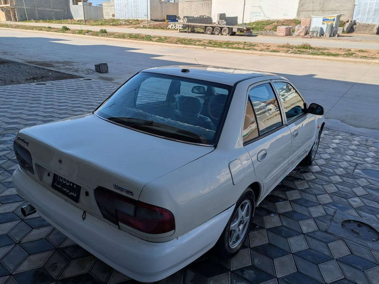 پرؤتؤن 2004 تؤماتيك سةنةويية پاوةر تةبريد بةس كؤمپليسةري نةقسة يةك دينار مةسرةفي تيا نية مالي دؤستة بةشةرتي گير و مةكينة  ناو سةيارةية سفرة ماشةلا  سعري 23 گةلا  *********** شربازهير, السليمانية
