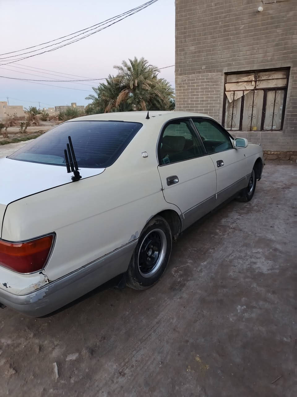 رمضان كريم
بطه موديل ٩٤
رقم ناصريه دولي
محرك اثنين ونص ديلكو 
المكان السماوه 
للاستفسار ***********
