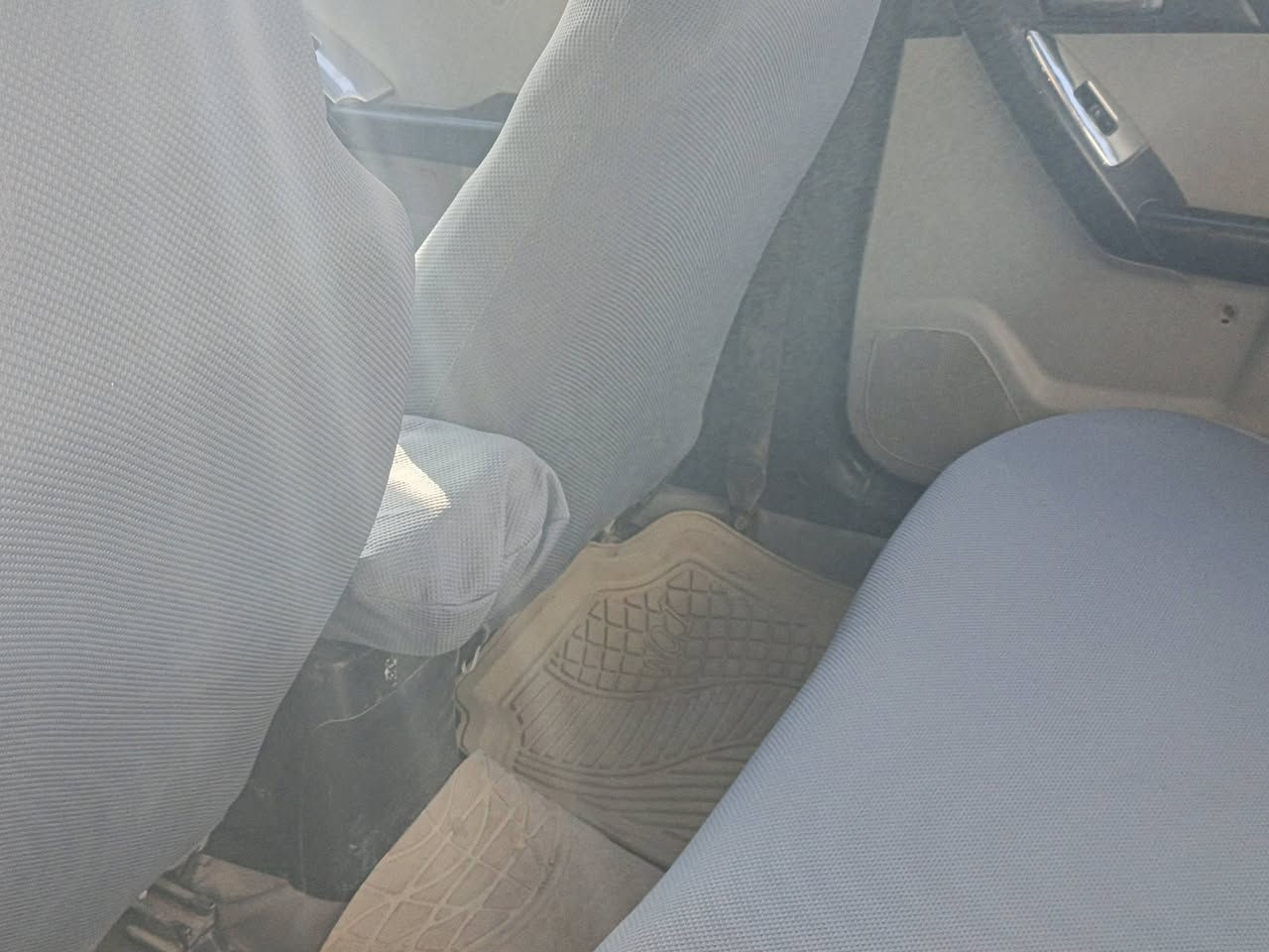 سلام عليكم كيا سيراتو موديل2009خليجي مكينه وكير على شرط 1600 به جملق خلفي طخه بسيط سعر72بيه مجال عنوان ديوانيه غماس ***********
