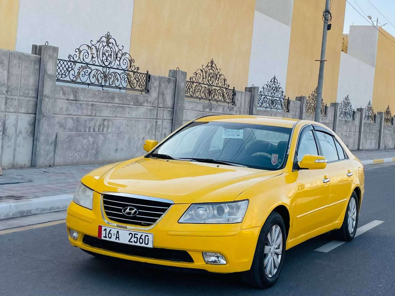 سلام عليكم البيع هونداي سوناتا موديل 2009 وأرد امريكي حادث باب سايق فقط وباقي مكفول اليبل واحد سيارة جديدة وجاهزة من كلشي تبريد ثلج حدادية تخم تاير كير ومكينة 2400 دوش مكفولات سنوية الغاية 2030 هيه غرامات مصفره سيارة أحله من صور السعر 98 الأستفسار علا رقم *********** مكان سيارة كربلاء مكلف ب نشر
