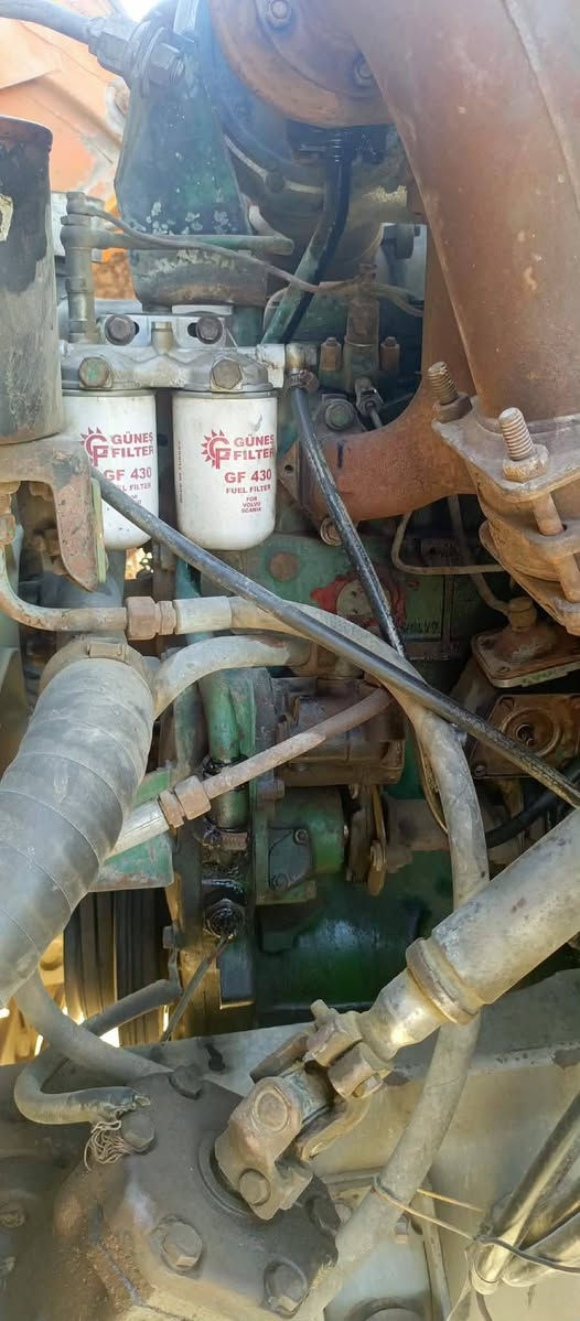 فالفو تك علم للبيع
موديل 82
كير4×4
محرك n10
شاصي مكفول 
رقمها ديالي اصفر سنويه ساقطه
راعيه موجود 
سعر10مليون وبيها مجال بسيط
عنوان بغداد المحموديه 
***********
***********
