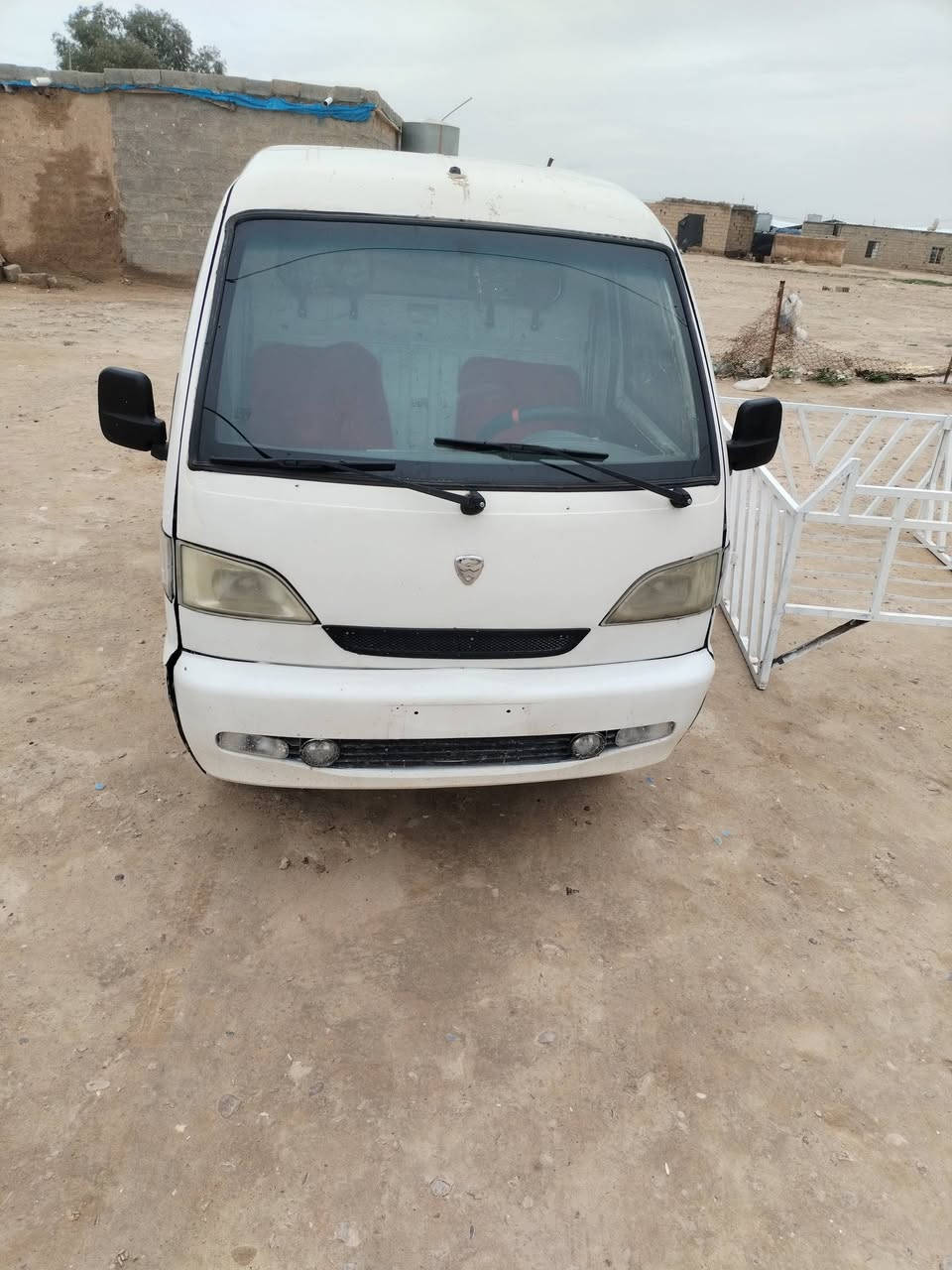 سلام عليكم هيفه للبيع موديل 2007كير محرك اكسل شاصي شرط اوراق كامله مكان تكريت ***********
