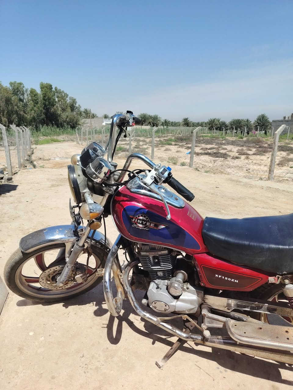 دراجه جونده نظيفة كله جديد كله شغال كهربائيات لايت عالي ناصي اشاير وره وكدام دبل اشاره هورن كيلو متر رون دشبول كله شغال ويل خلفي شاده جديد بريك ورى كدام جديد أوراق اصولي بالعافيه ع الياخذها كبل للشارع السعر ٤٢٥ رقم ***********
