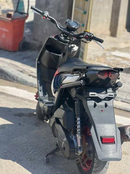 سلام عليكم دراجه سكنس جبلي للبيع مديل13دراجه نظيفه مامفتوحه الرقم ***********
