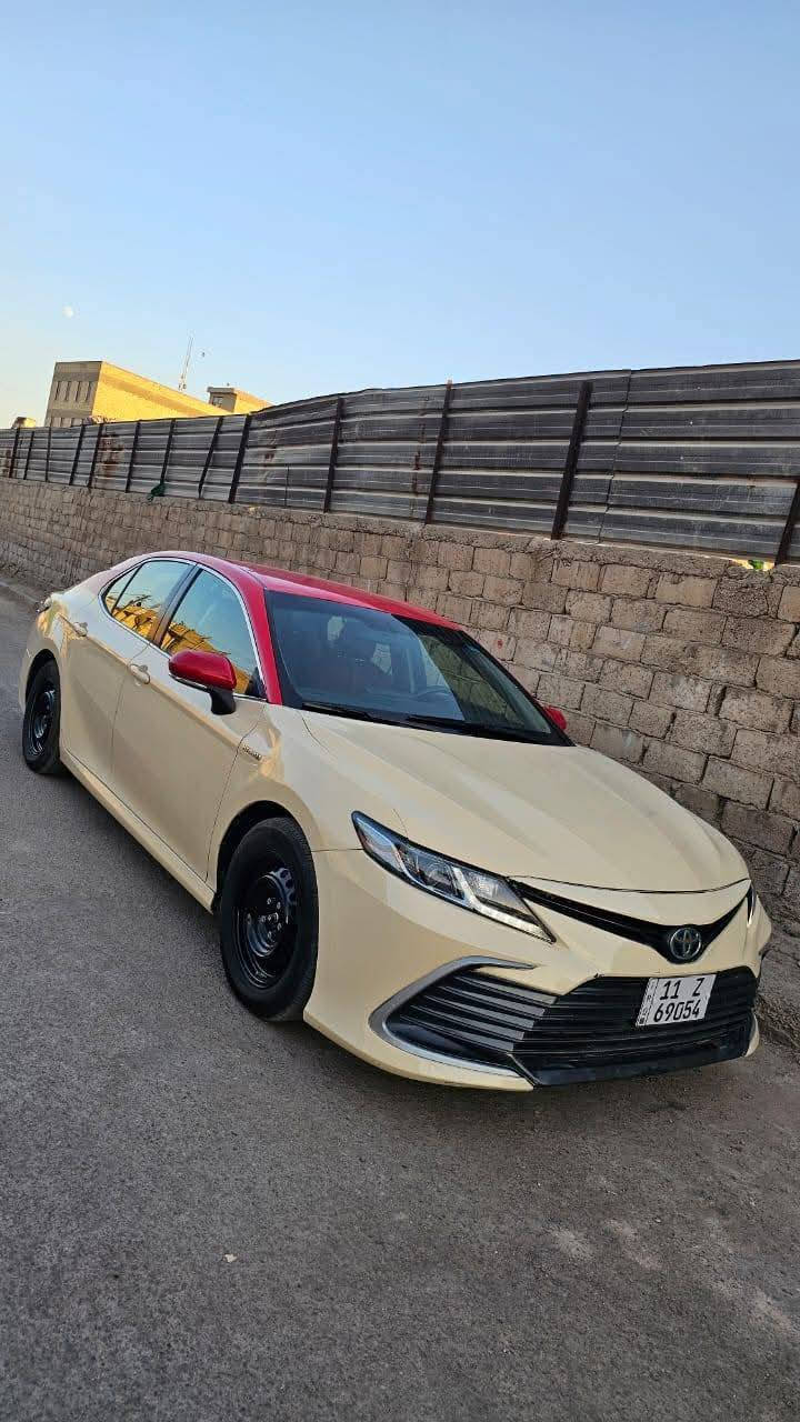 كامري 2023 هايبرد  للبيع Hybrid🛡
مواصفاتها كشنات جلد شاشة كبيرة تحكمات ستيرن بصمة بيبان بصمة لايت زنون لايت لد نهاري تبريد قطعتين نظام eco sport مكينة 2500 هايبرد سايد بريك بصمة نظام اوتو هولد مانع انزلاق. كامره صندوق بصمة ماشيه 72 الف 
السياره بيها صبغ باب حادثها 
السيارة موديل 23 اصل بشرط تحويل ثاني يوم مكاني بغداد المعلمين 
السعر 95 ورقه $ 💸

***********☎️
