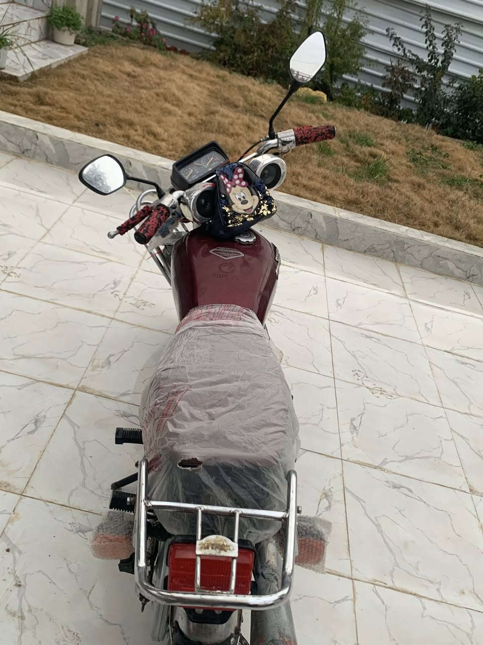 السلام عليكم ورحمة الله وبركاته
ملاحظة // ((اني مكلف بالنشر لا تراسلني خابر على صاحبو))
…
موطور تايگر 2018 منفيس (وزن ثقيل)
محدث 2024 تانكي عريض كشن جديد لايت جديد 
محرك معمر جديد لا صرف ولا تبخير ولا دخن شرط نشاط فول كهربائيات كلها شغاله لايت عالي ناصي اشاير يمين يسار كلها شغاله مسجل صوت عالي جديد دشبول كلو شغال  
وياله وتواير جدد ما عايزو برغي 
السعر 430 وبي مجال قليل 
رقم صاحب الموطور 
***********
 ( اذا ما عندك رصيد رمش ويخابرك)
