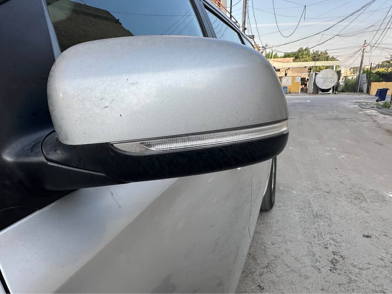 كيا سيدونا ٢٠١٦ lx
محرك v6 3300
ماشية ١٠٠  الف ميل
المواصفات :- 
كشنات تدفئة
البيبان الجانبية كهرباء 
بردات بلادي 
اشارة بالمري
مري شفط
حساسات خلفية + كامرا خلفية
تبريد ٣ قطع الخلفي تحكم منفصل
كشن خلفي بلع ( يعني تصير جنطه كامله )
تحكم ستيرن كامل 
الضرر :- الجاملغ الخلفي + باب الصندوق صبغ فقط بجم كبس 
رقم ذي قار انكليزي سنوية جديدة 
تحويل بااي محافظه
السعر :- 170$  وبيها مجال
المكان بغداد
رقم الهاتف *********** بغداد, العراق
