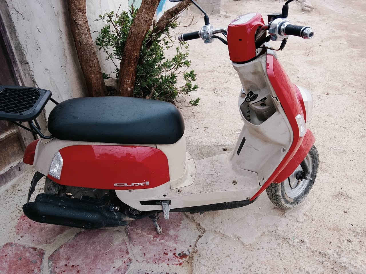 ماكس بوليس للبيع كربلاء حي الغدير 
الهاتف ***********
