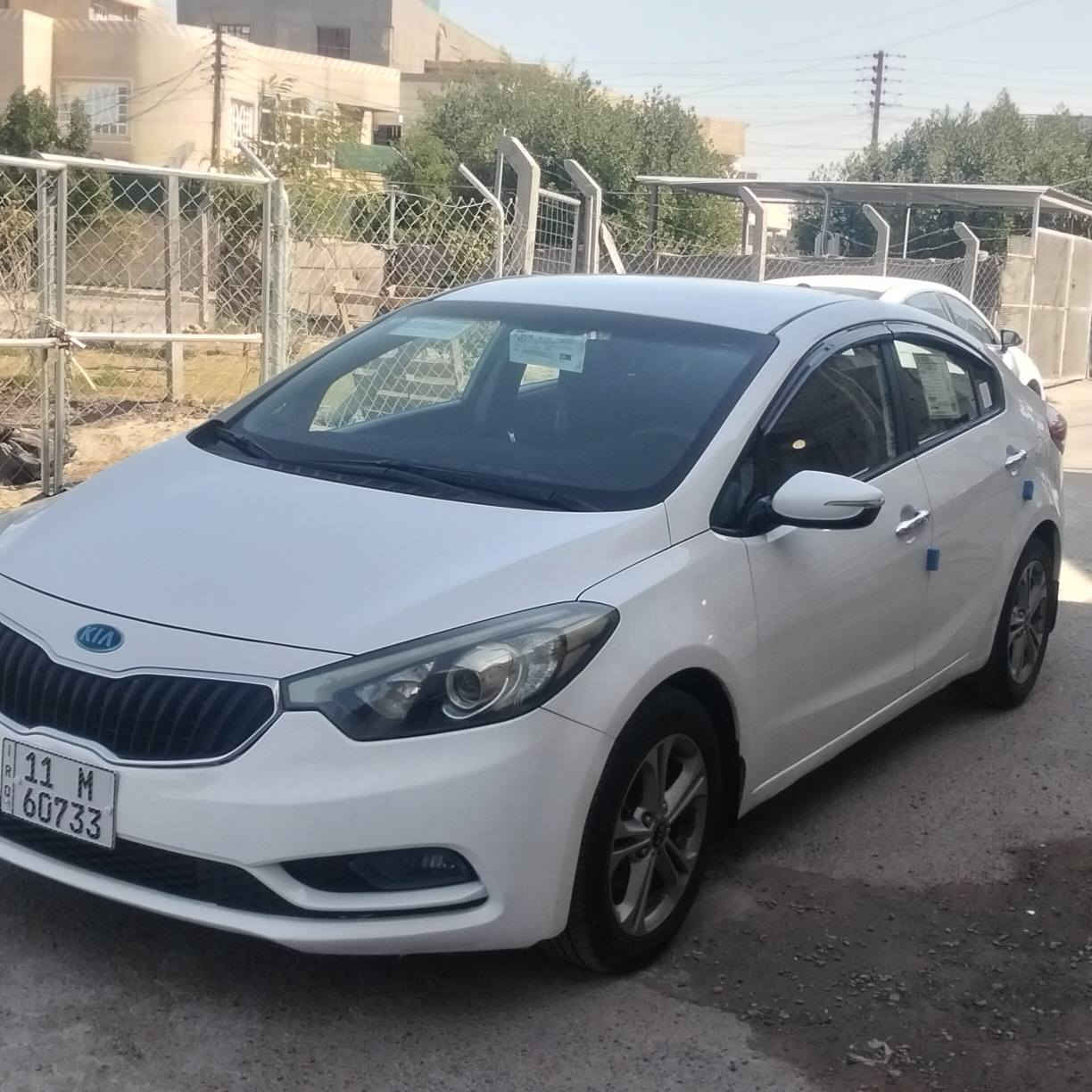 السلام عليكم سيراتو موديل 2014خليجي محرك 1600دوش الاقتصادي مواصفات السيارة 
مري شفط 
شاشة كبيرة 
اشاير بالمري 
صدر خلفي امامي جديدة 
تخم تاير ويلكب ماشيه88
رقم بغداد دولي بسمي العنوان بغداد حي الجهاد السعر113 اوبيه مجال
الهاتف *********** السونار موضح في الصور بغداد, العراق
