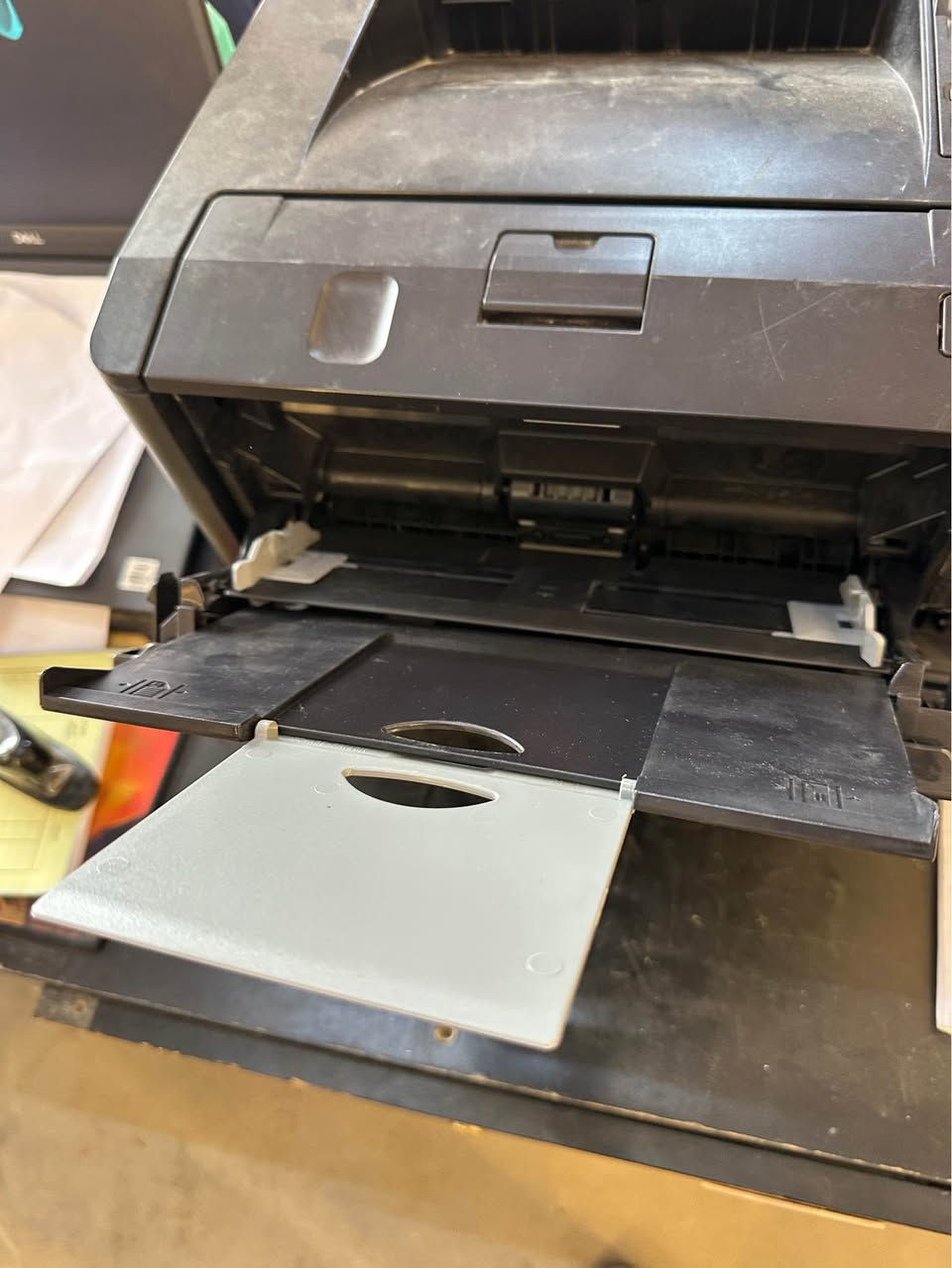 طابعة ليزرية احادية اللون كلش نظيفة 
يوجد توصيل 
*********** الفلوجة, الأنبار
