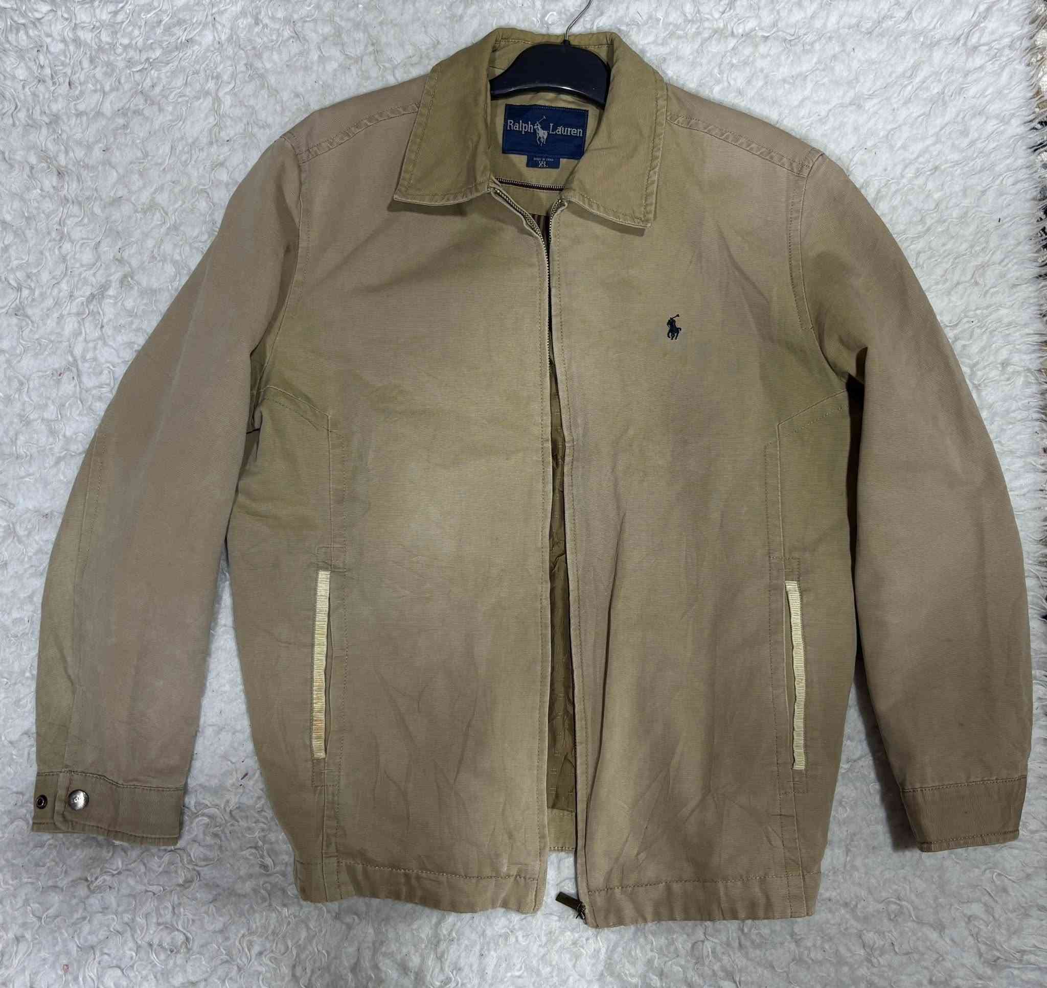 مجموعة قماصل رجالي 🔥👔
أناقة، جودة، وراحة بنفس الوقت ✔️

أقمشة مرتبة 
مقاسات متوفرة
العدد محدود 

📞 للحجز والأستفسار راسلونا خاص او على الرقم ***********
🚚 يوجد توصيل سريع لكل المحافظات
