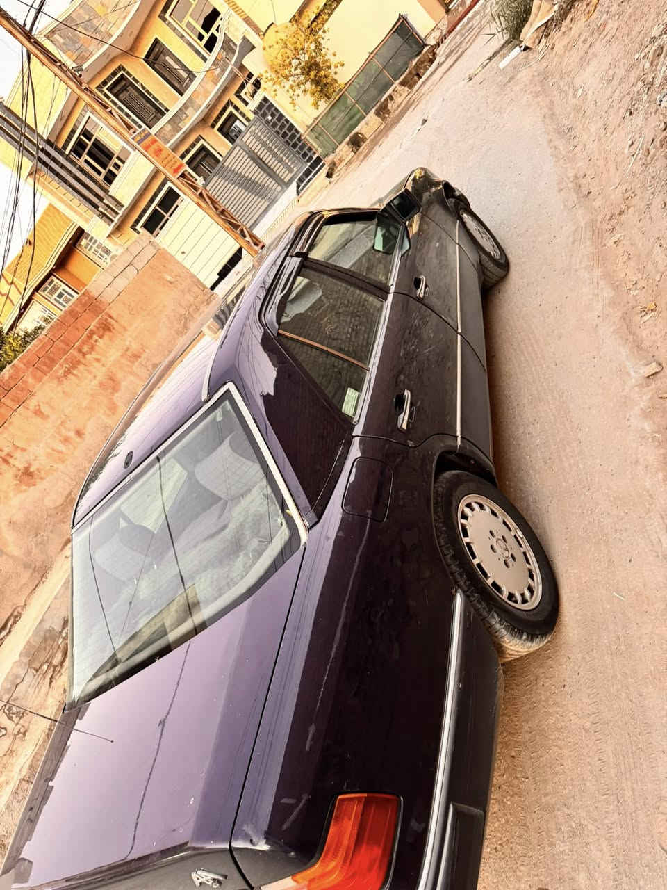 مرسيدس دب 
موديل 1991
محور بطه3000
سياره بلاديه بدون قطره صبغ
كهربائيات كلهن يشتغلن
تبريد ثلاجه
فتحه
لون سلفر
رقم بغداد أنكليزي بسمي
غير متواجد على الفيس 
***********
السعر 65 وبيها مجال
