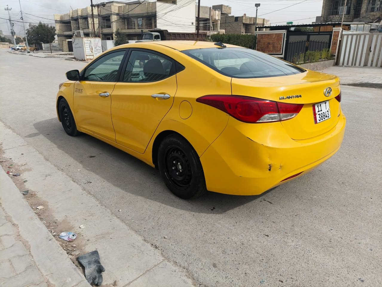 سلام عليكم عندي الانتره موديل 2011سياره فول واحد علا واحد بصمه فتحه جلد فول جديده وجاهزه وارد أمريكي حادثها بس خشم البنيد نفسه مصلح ليبل واحد والباقي مكفول من وضربه  مكينه 1800دوش تخم تاير كير مكينه كله مكفول مكان السياره بغداد السعر  95وبيها مجال ***********
