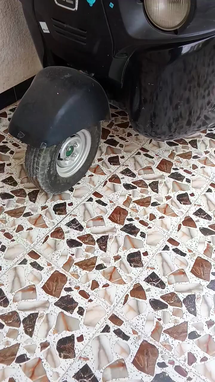 السلام عليكم عندي تيك توك سوداء للبيع موديل 20 رقم كربلاء ‏‪📞‏‪0773 214 9796‬‏
