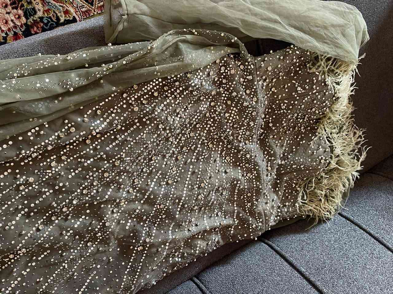 فستان للبيع سعره 40 ثكيل كولش وقياس 44 ومن وره قيطان وتعراضه وردن تنشال


**إذا كنت صاحب هذا الإعلان وتريد حذفه لأي سبب، رجاءا أرسل رسالة إلى الدعم الفني**