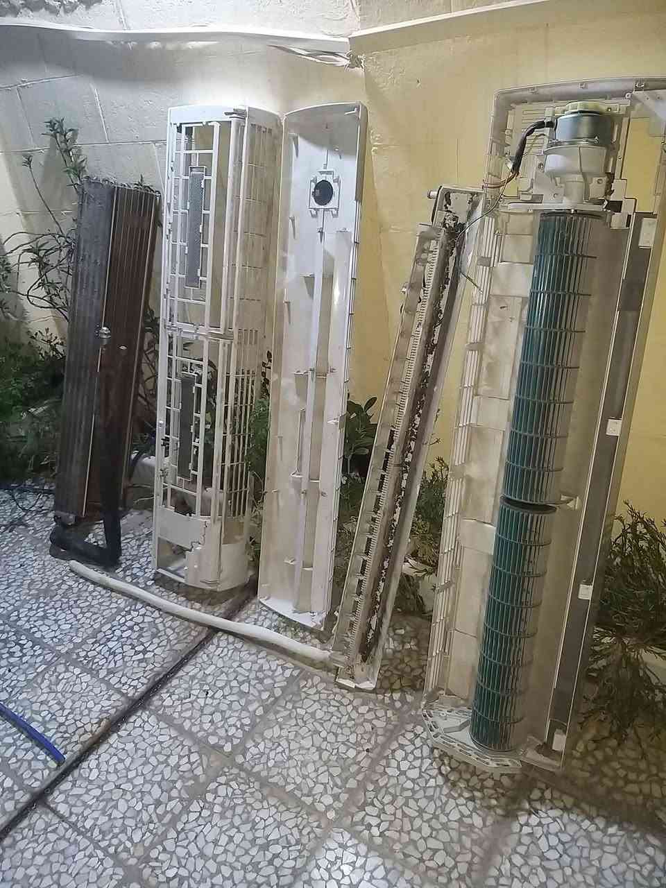 ورشة توسوت لتصليح اجهزة التبريد سبلت مكيف ثلاجة مجمدة براد ماء غسالة عادية اتصل وبخدمتك نجيك للبيت ونصلحلك شغل مرتب واسعار جيدة ومواد اصلية بس اتصلو والباقي علينه (***********) واتساب موجود
