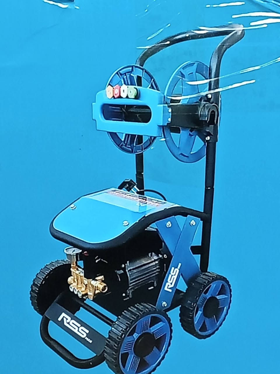 جديد / المجمع الألماني للأجهزة المنزلية/ للحجز و للأستفسار/***********
تم بحمد الله/ وصول فاره غسل صناعي بإله أمتياز إيطالي/ 380 بار/ 220 فولت/ 1800 واط/بكرة صوندة 15 متر كتان وسيم مسلح حديد/ مسدس حجم انج كوالتي عالي/ مع نظام ال كوكرليز /  مع أربع نوزلات/ سهلة الاستخدام عربه مع أربع أطارات / شرط بإله/ موضح بصورة /سعر الجهاز 140 ألف/ للحجز و للأستفسار مراسله الصفحة  واتساب/ ***********
***********
