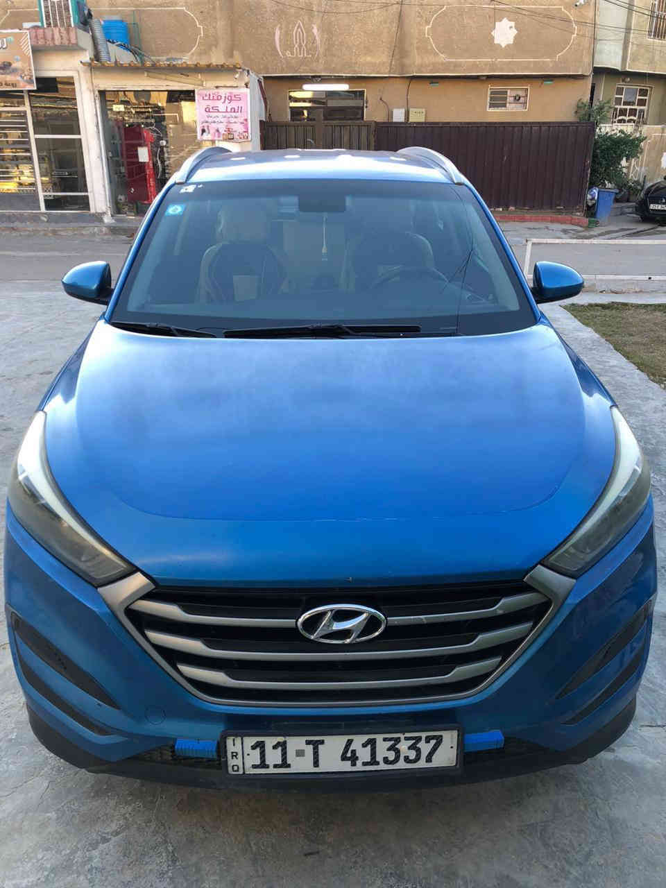 سلام عليكم
توسان 2017 امريكي 
سياره كلين بدون صبغ
ولا تبديل مكفوله 
مكينه 2000
كير مكينه صدر خير من الله
حساس خلفي 
كامره 
هزه جديده ورقم جديد 
سياره ب اسمي  
السعر 165 وبيهه مجال بسيط
بغداد قرب سيطره الشعب
***********
