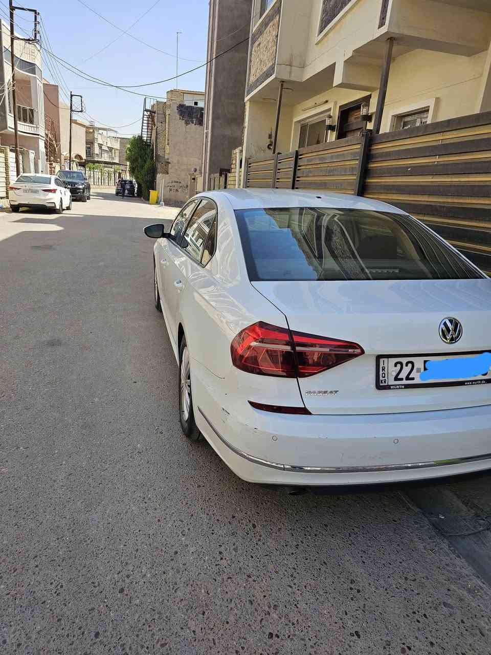 السلام عليكم اخواني الاعزاء
سيارة فولكس واجن باسات خليجي بأسمي محرك 5 سلندر 2500 موديل 2018 رقم اربيل مكفولة عدا ربع الجاملغ الامامي الايسر انطخ وصبغت ربعه والسونار موجود اكيد بدون ميتضرر اي ايرباك حتى الدعامية بلادية مافتوحة او مصبوغة .. ماشية 60 الف السيارة جديدة مكينة وكير وتبريد على البلاد وتخم تاير كوري شادة جديد مواصفات السيارة . ..
تحكم استيرن جهتين..
اشاير بالمري..
حساسات بلادية امامية وخلفية..
سبير مانازل..
لون ابيض..
سنوية لحد 2030.
شاشة لمس بلادية..
غلق الجام مع السويج
وباقي مواصفات الخليجي المعروفة..
السيارة مكانها بغداد - المنصور...
للاستفسار الاتصال على الرقم..
*********** واتساب او اتصال..
واسف على الاطالة...
