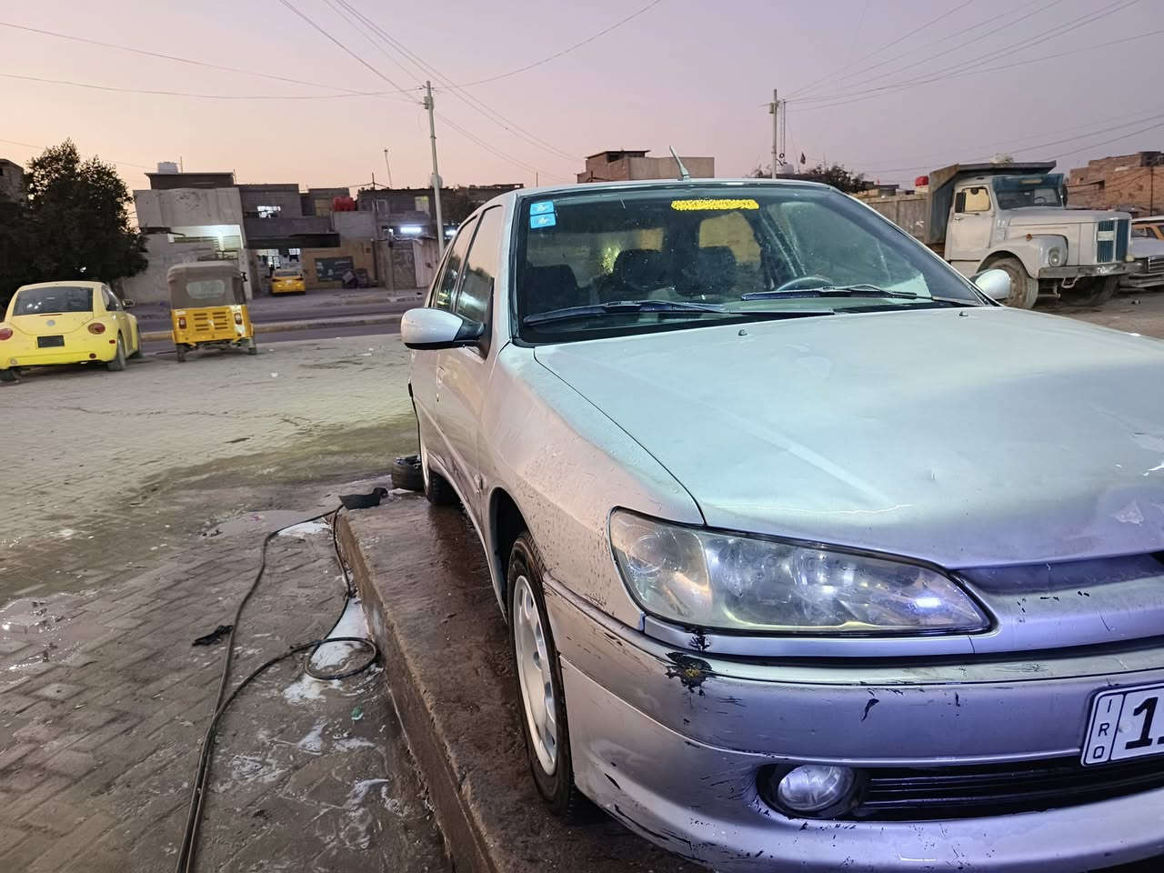 السلام عليكم بيجو 306 للبيع
موديل 2001 رقم بغداد مكينه جديده
باور ستيرن جديد
مشط ستيرن جديد 
قلايج جديده 
نوزلات + مصطره + فيشه جدد 
بلكات جدد
جوزه دهن باور جديده
صدر جديد 
تايرات جدد
فيت بم + كلاص جديد
هزه جديده شرط التحويل
مكانها بغداد السعر 43 وهذا رقمي ***********
