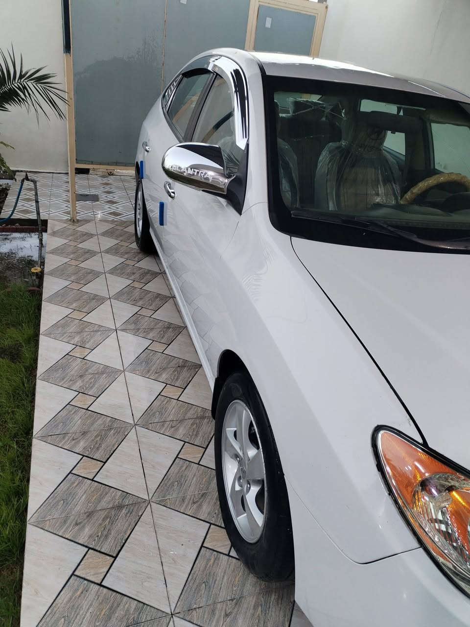 النترا ٢٠١٠ وارد أمريكي
محرك ٢٠٠٠
داخله للعراق كلين
ممشى أمريكا ١٢٢٠٠٠ حسب تقرير كارفكس
بالعراق صار بيه جاملغ السايق تبديل وصبغ
بنيد فقط صبغ وشويه باب السايق
واكو بارد بسيط جاملغ السكن
سياره احلى من الصور مال بيت
سنويه شهر ٧ سنه ٢٠٢٦ تنتهي شرط التحويل
ممشى العراق ٢٣٠٠٠ فقط
ادامه كامله......
السعر ١١٧ وبيه شي بسيط
مكان السياره ديالى ((هبهب)) 
تواصل ***********
