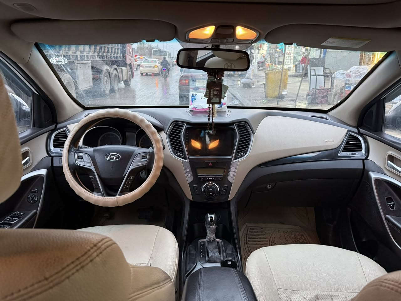 سلامو عليكم
اخوان عندي سنتافي 7 راكب
موديل 2013
4 سلندر
بي صبغ قطعتين و نص 
رقم أربيل 
سياره مال بيت 
وتساب
‭٠٧٥٠ ٢٢٩ ٥٧٣٥‬
