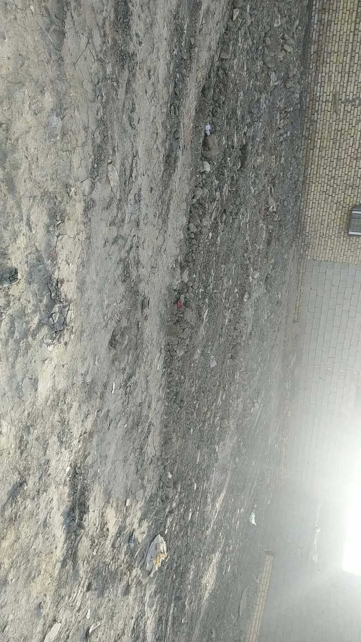 قطعه 300 او تريد 100عادي بيعك 7ونص واجهيه
عنوان خلف صفي دين قريبات عله تبليط مكلف 
‏‪***********‬‏
