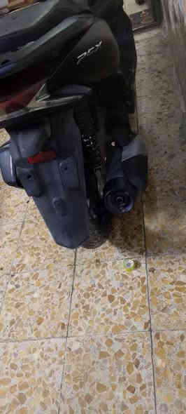 بيسي اكس جيل الثالث ياباني دراجة كارتون تخبل حساس كهربائيات حساس زدحام شاير  كهربائيات كلهة شغالة قفل جنطة قفل ستيرن شغال تأيرات جدد دبلات جدد كفراتهة نضيفة دراجة اوراق وكمرك كلة كامل السعر 14وبيهة مجال قليل للشراي مكاني بغداد مدينت الصدر رقمي ***********
