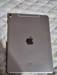 ايباد برو ١٠ • ٦٤ • ١٢٠هرتز