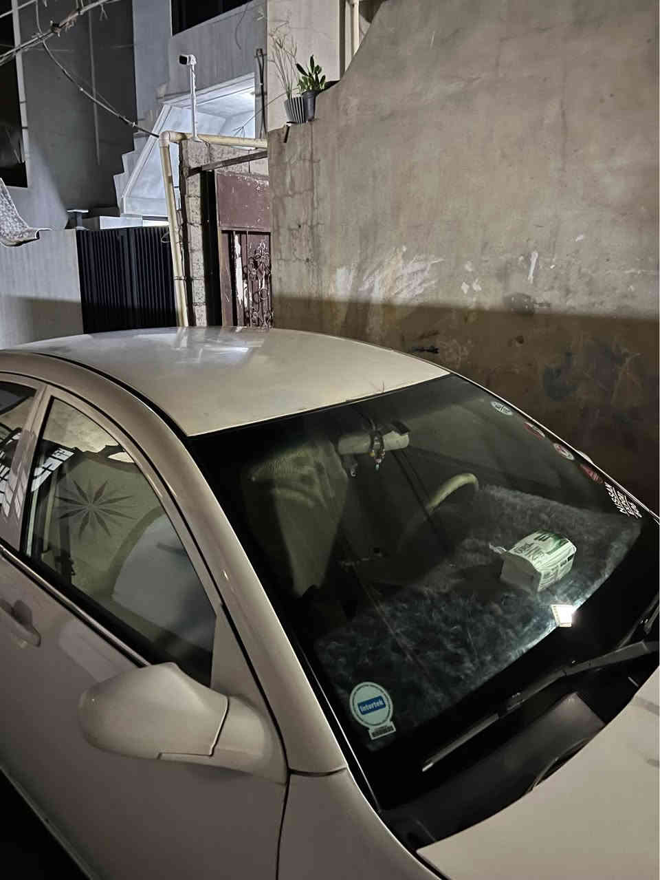 السلام عليكم 

شيري A5 للبيع 
موديل 2013 
بيها قطعتين تبديل بلادي ابيض مبدل نفس القطعة بلادي 
اما باقي السيارة مكفوله كفالة عامه

(كير عادي )

مكفولة كفالة عامة من المكية والكير وكلشي 
وشرط التحويل رقم وسنوية جديدة لحد سنة 2029 
العنوان كركوك الشورجة 

السعر 58 وبي مجال 
شراي خابر او تعال واتساب 

*********** كركوك, العراق
