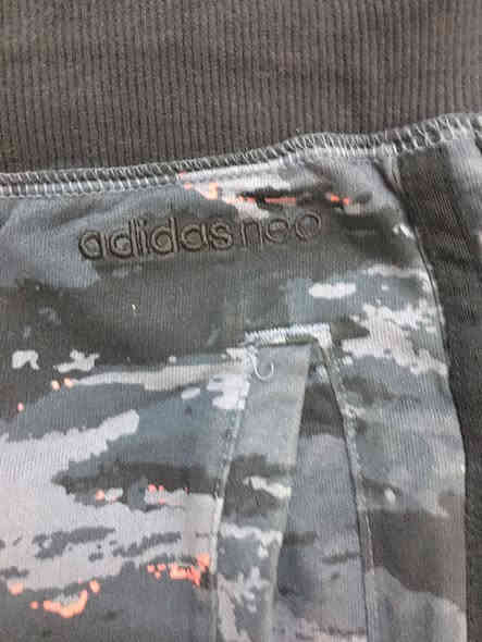 بوجايم عسكر يه مدني قطع مختلفه اللون شي
روعه باله اصلي القياسات مختلفه سعر 10 الف القطعه
نضافه فول للحجز  واتساب ***********
