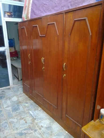 كنتور مستخدم 4بيبان سعره 150الف للستفسار اتصال على الرقم ***********
