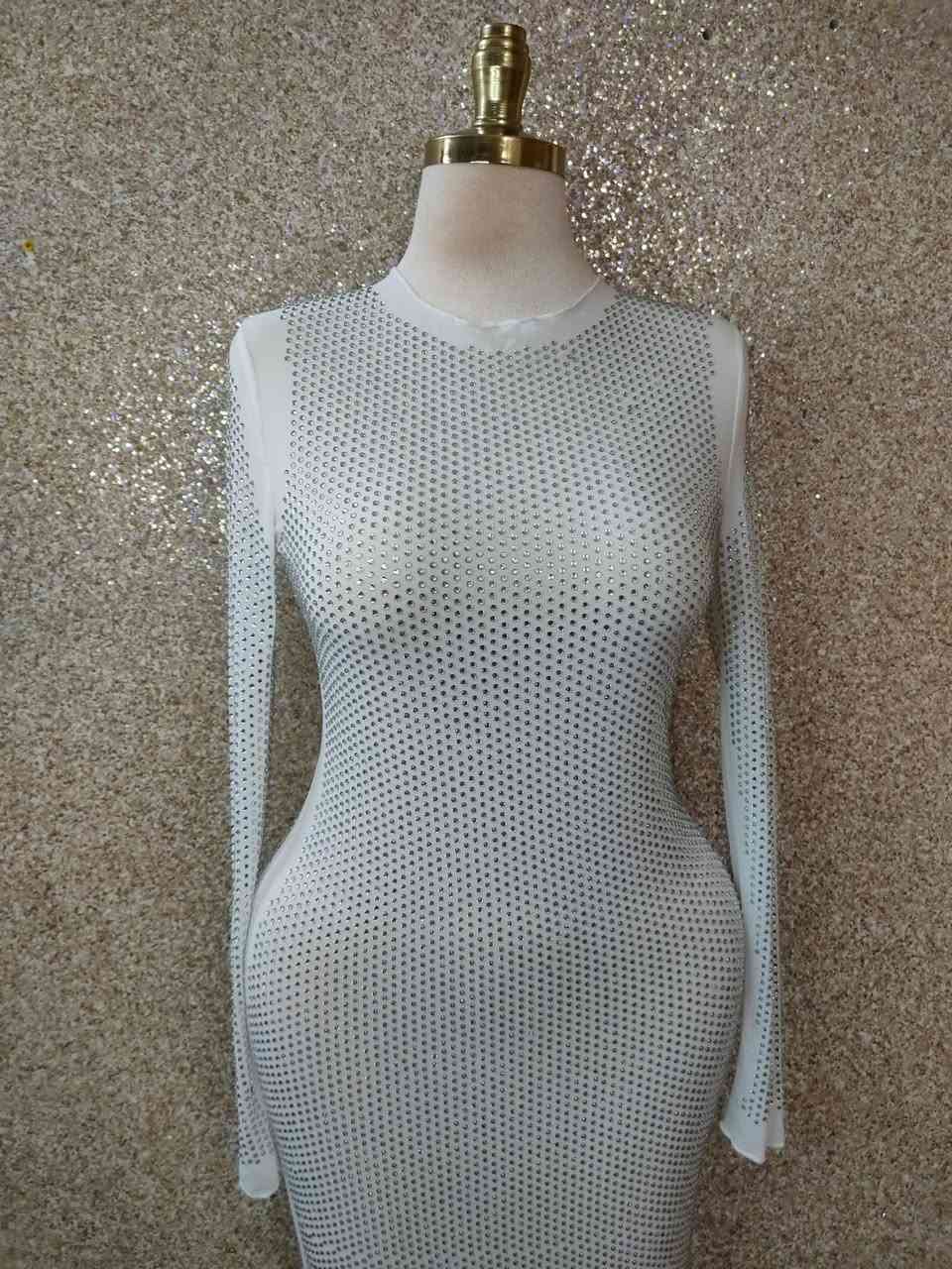 جمال ودلال 😘 فستان فوول ليكرا ماركة مشغول كله فصوص كرستال يلبس لحد وزن 75 كيلو يجننننن 🍓🍓 جديد


**إذا كنت صاحب هذا الإعلان وتريد حذفه لأي سبب، رجاءا أرسل رسالة إلى الدعم الفني**