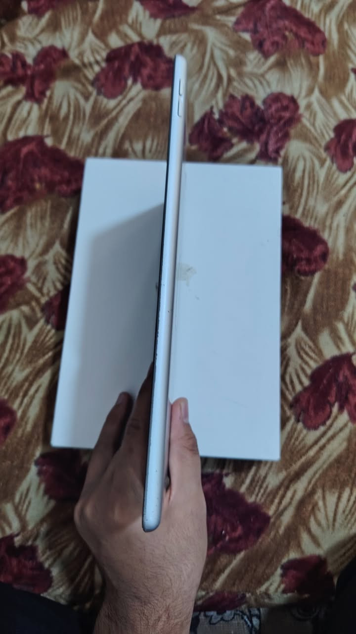 سلام عليكم
ايباد 9 للبيع نضيف نضافته 95 بطاريته 81 شخط مابي مامفتوح وتر بروف كامل ملحقاته عنواني نجف للتواصل واتساب فقط *********** مراوس وبيع
