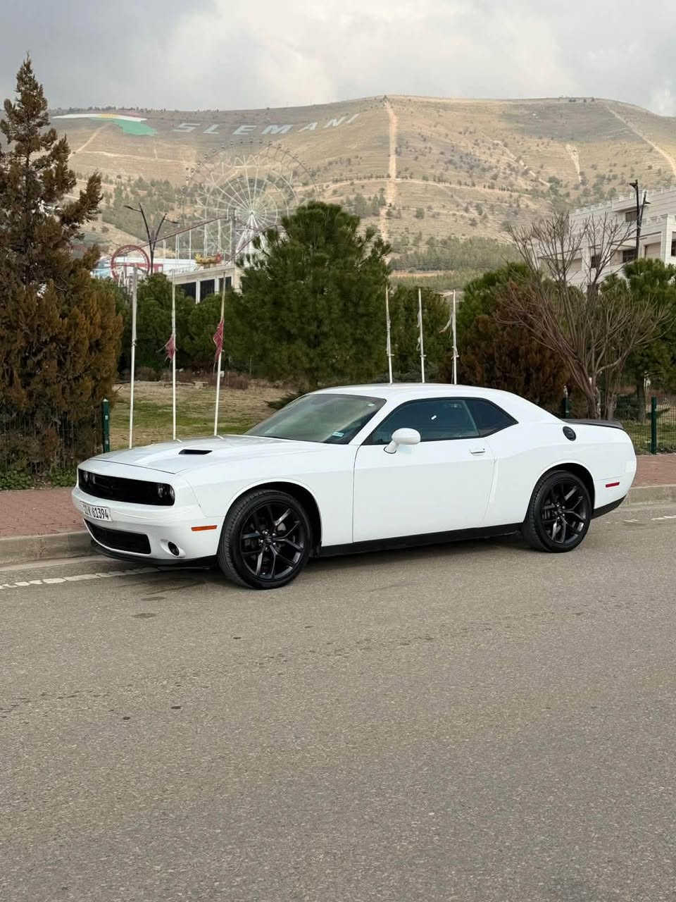 السلام عليكم 🌹
للبيع أو المراوس
🚗 Dodge Challenger SXT Last Call موديل 2023 (آخر نداء)

⚠️ صور الحادث مرفقة بكل شفافية.

💰 السعر: 224 ورقة (قابل للنقاش بالمعقول)
🔄 أو مراوس، نزل اللي عندك وما نختلف.

📍 الممشى: 45 ألف ميل
📍 المحرك: V6 سعة 3.6 لتر

✅ السيارة جديدة جداً ونظيفة.
✅ حجر محرك وكواتم وكالة.
✅ الصدر بالباكيت والطسات زلال.
✅ شاصي وكالة بدون صبغ أو تعديل.
✅ بدون دواخل، بدون إيرباك، وبدون لغد.
✅ سيارة جاهزة 100% بدون أي نواقص.
✅ رقم بغداد.

ملاحظة مهمة:
الجاملغ الأمامي الأيمن فقط مبدل، ويوجد بعض الشغلات البسيطة الناتجة عن التحميل والتفريغ، والسيارة على الطبيعة كريستالة وتشوفها بعينك.

المواصفات:

* شاشة SXT
* Apple CarPlay
* تشغيل عن بعد
* بصمة
* ويلات قياس 20
* لايتات زينون
* كت كامل مع البروجيكتر
* تحويل مباشر ✅

📍 الموقع: بغداد

📞 للاستفسار (اتصال أو واتساب): ***********
