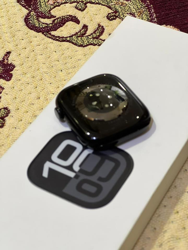 Apple Watch series 10
حجم 46 MM
نظافة 100‎%‎ 
استعمال اقل اشهر 
بطارية 100‎%‎ 
ملحقات كاملة ( كارتون + كيبل شحن + سير اصلي ) 
السعر 430 وبي مجال 
المكان : كربلاء المقدسة 
*********** 
اتصال + واتساب
