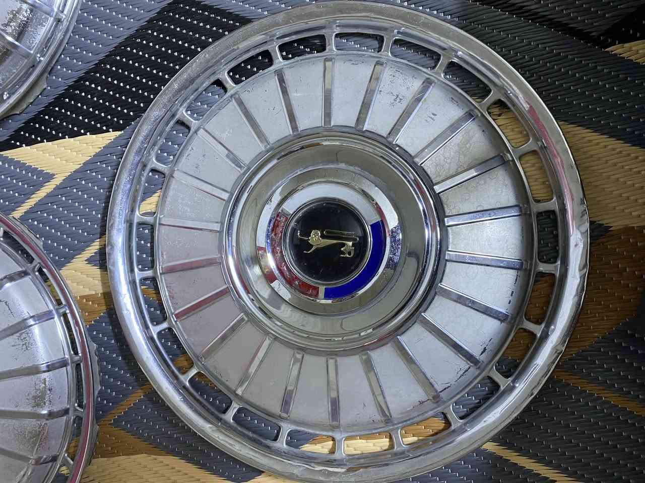 السلام عليكم 
 للبيع تخم كبات ابو الاسد حجم 14
نضافه شوفه عينك كبات حلوات 
***********مكاني بغداد
