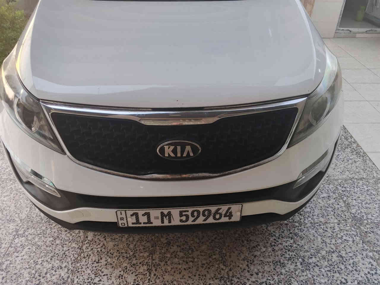 السلام عليكم سياره سبورتج للبيع موديل 2016 خليجي فول مواصفات ماعده البصمه مكينه 2400 فورويل مكفولة من الضربة والصبغ ماعده شخوط خفيفه مكان السيارة بغداد المدائن للاستفسار الاتصال بلرقم *********** السعر(175) وبيهه مجال
