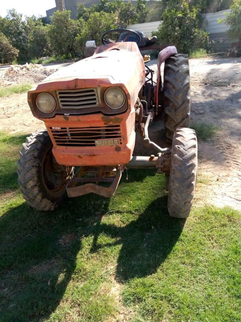 كابوتا 84 مجفتة جديد مكينه جديده صدر بلادي وگير بلادي وأكسن بلادي ورباشه بلاديه الاصليه ام الشيشين وورا بس رباشه  6 ملايين وبي مجال. رقمي اثير ***********
