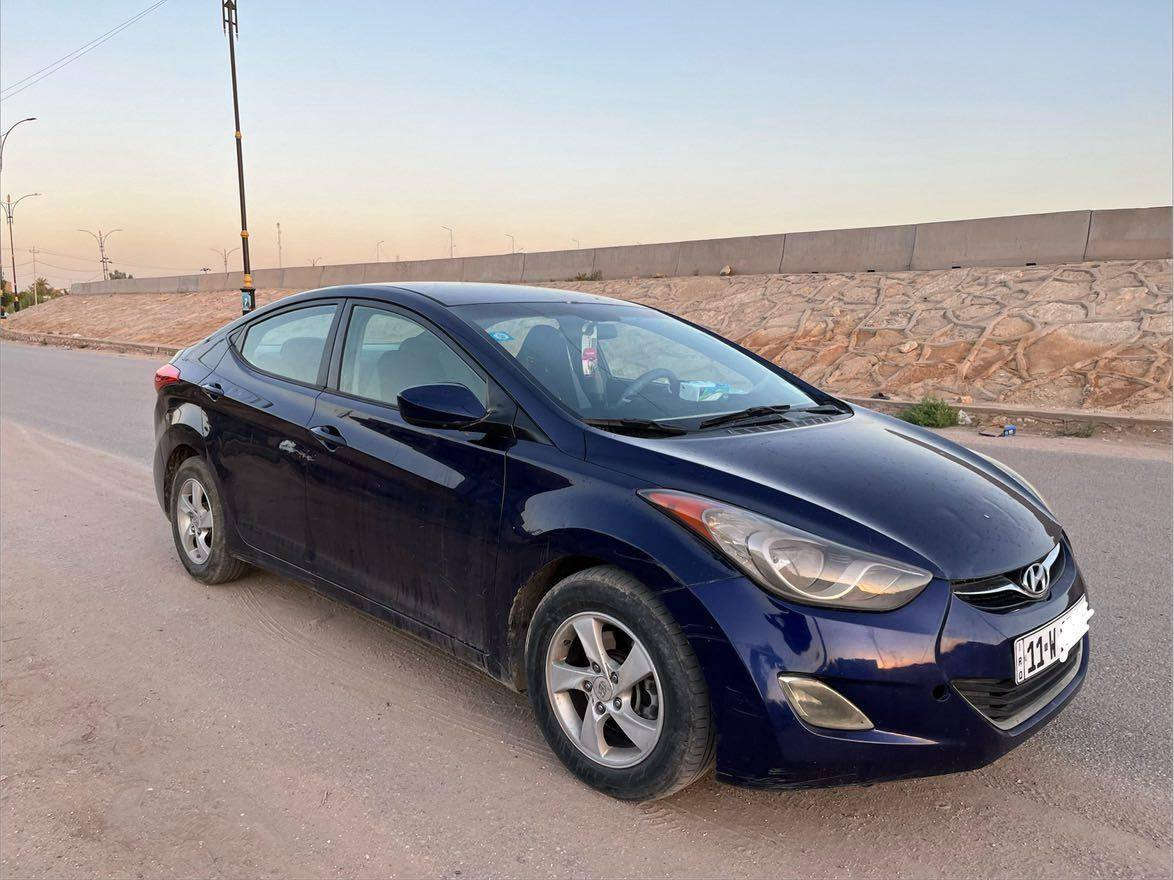 النترا، نيلي, 2013
وارد امريكي كلين تايتل، بيها صبغ جاملغ خلفي ايسر بالعراق وبارد موضحات بالصور والسونار

السيارة باسمي رقم بغداد مشروع وطني 

محرك وكير وتبريد عشرة على عشرة 

السعر ١٠٧ وبيها مجال

مكانها كربلاء 

للاستفسار ***********
