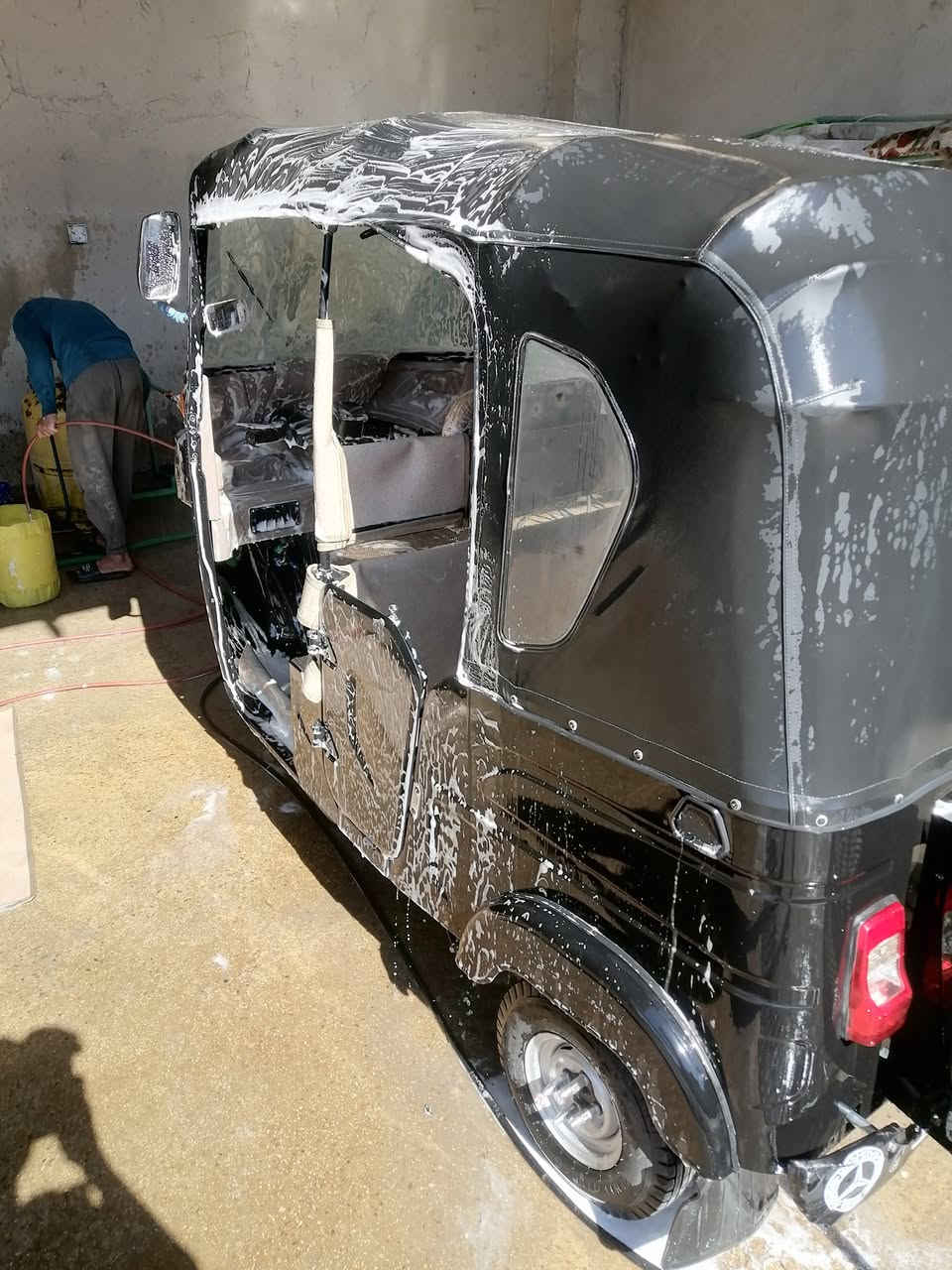 مديل 24كفاله عامه العنوان كربلاء قرب سوق البورصه حي الغدير رقم ***********
