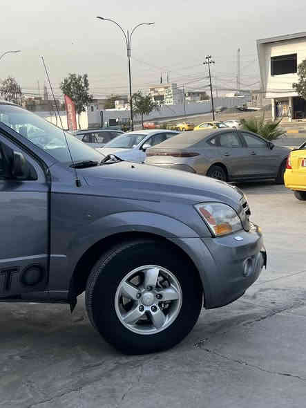 للبيع
KIA-Sorento-2007 كيا سورنتو
نضافه فول وكفاله عامه بدون قطره صبغ 
السياره باسمي  هزه وفحص جديد تريد وكاله وتحويل 
كابون بيها 
بدون جراد ولا اي ضرر
السياره على وضع الشركة كلها 
كير ومحرك شرط رقم واحد داخلها لونين + جامات كهرباء اوتو
كروس سرعه +تحكم ستيرن
مرايات كهرباء
تبريد شغال ثلج 
السياره بدون اي نقوصات
طخم امامي وخلفي جديد 
السياره بالواقع احلا من الصور
مكانها نينوى.
السعر (110) وبيها مجال 
***********
***********
