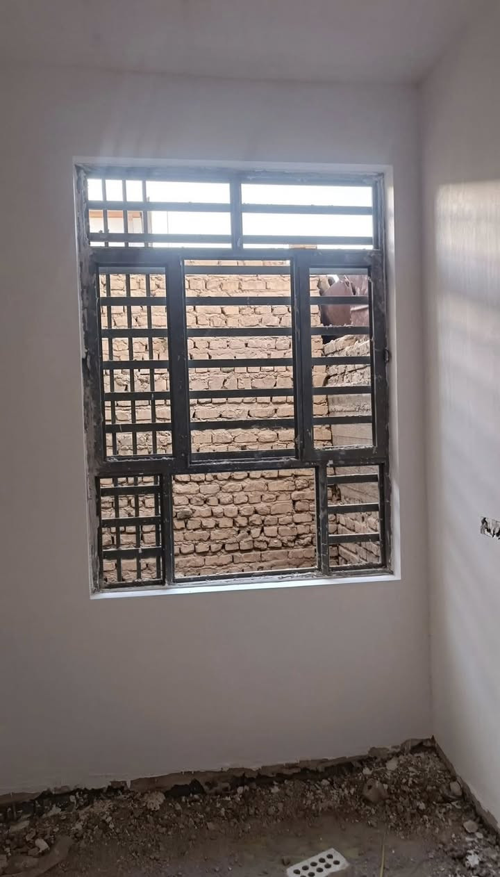 يالله سلام عليكم خلفه جص بورك تشميع متفرغ حاليا شغلي فقط بغداد تواصل ***********
