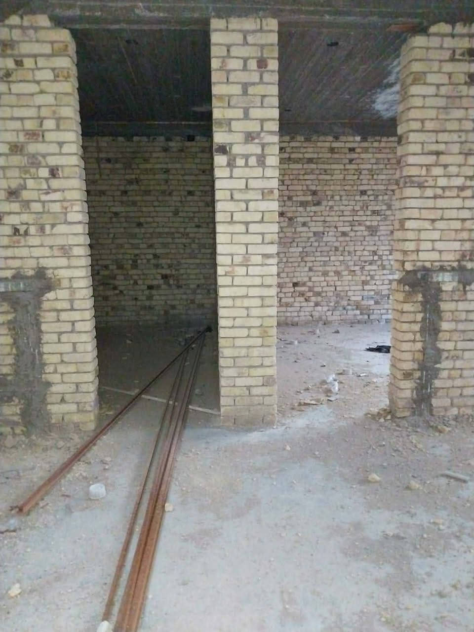 بيت بل كوت لجديده ميتين متر بي حته كراج مال سيارات لاتصال ع رقم ***********
