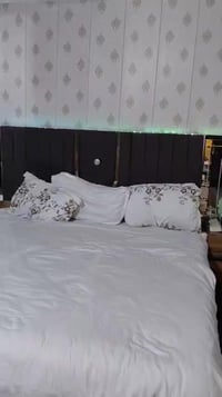 07713756892جديده والله ٨قطع ٣٠٠