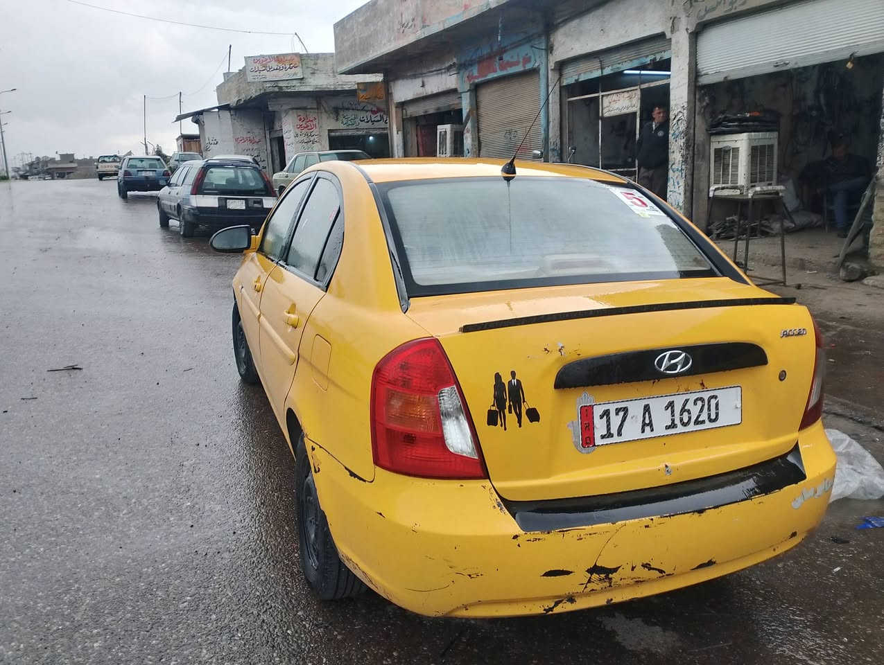 السلام عليكم اكسنت موديل 2007 فول عادي بدون ضرر شرط التحويل سنويه ل2030 محرك16 شرط وكير شرط قبل اسبوع شادهن طخم شرط سيراه سكف تكم دوسات حوض الغود كلو شرط بدون ضرر السعر 76 وبي مجال قليل ترهم مراوس بصفره 
***********
***********
