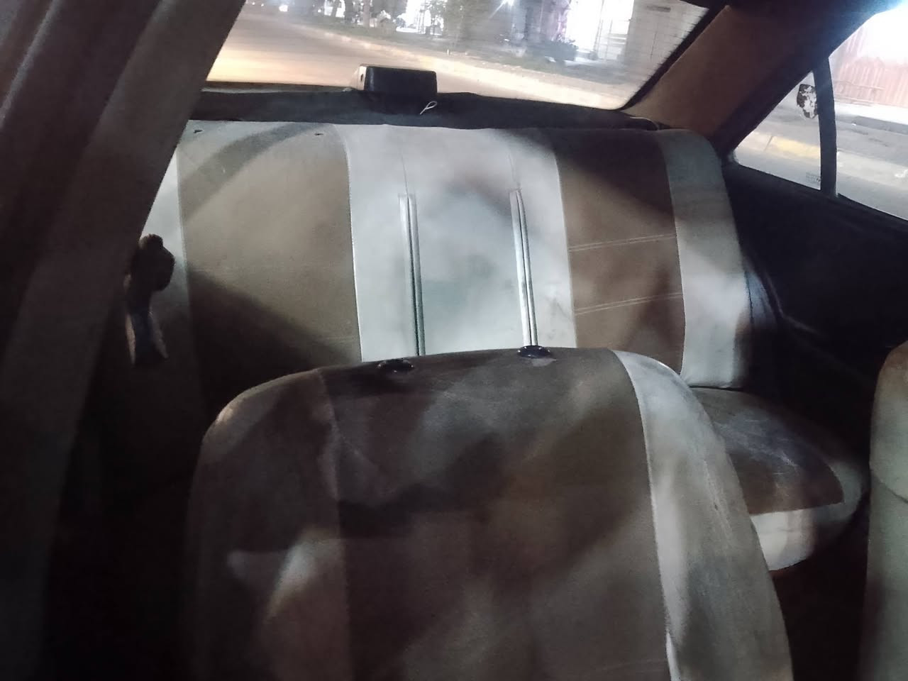 ***********،***********
