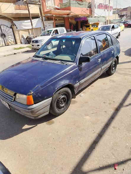 مكلف بالنشر...
اوبل كاديت ١٦  موديل 91 سنوية جديدة الئ 2030 
 سيارة باسمي شرط التحويل كهربائيات شغاالة قفل مركزي تايرات وباتري جداد طخم خلفي وامامي جديد

السيارة متواجده بالسكر شارع المستوصف
التفاااصيل أكثر اتصل على رقم ***********
سعرها 23 وبيها مجال
